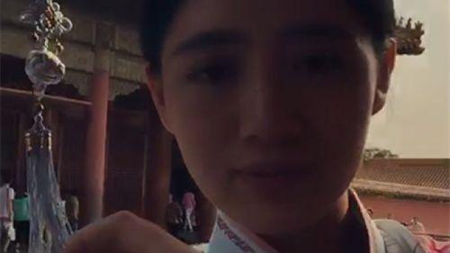 女主播深夜故宫直播